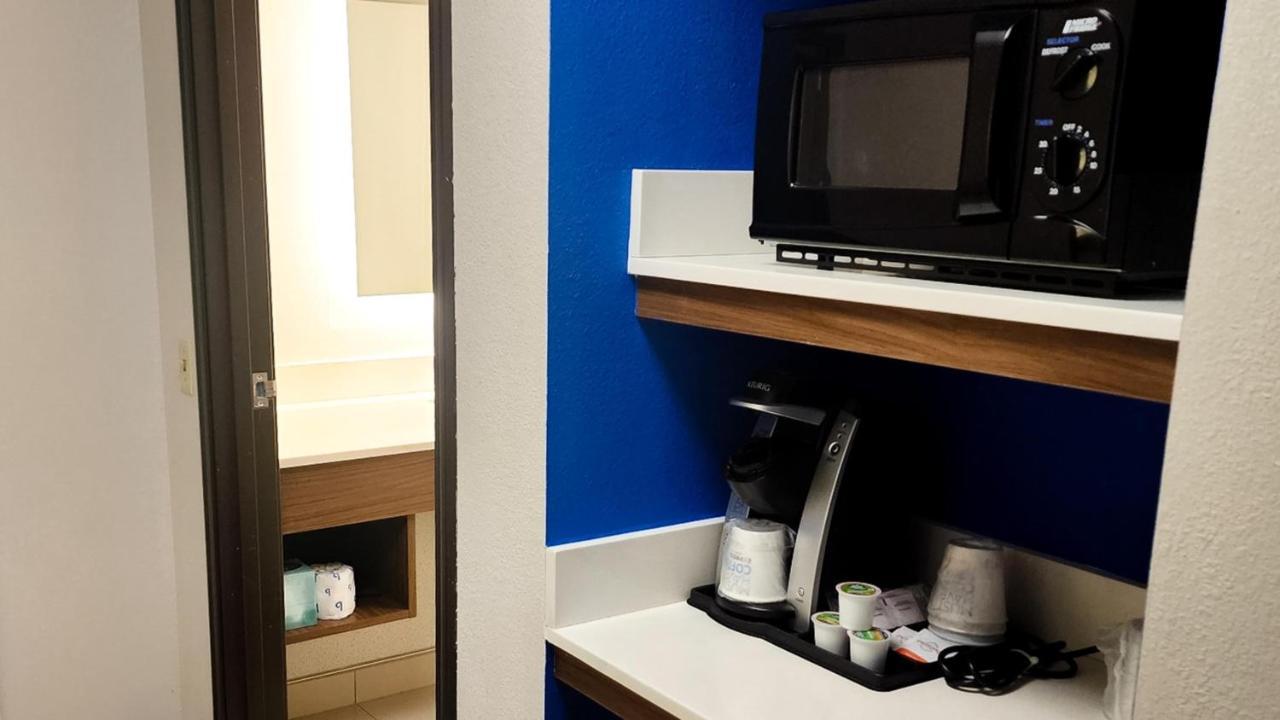 Holiday Inn Express Hotel & Suites Chicago South Lansing By Ihg מראה חיצוני תמונה